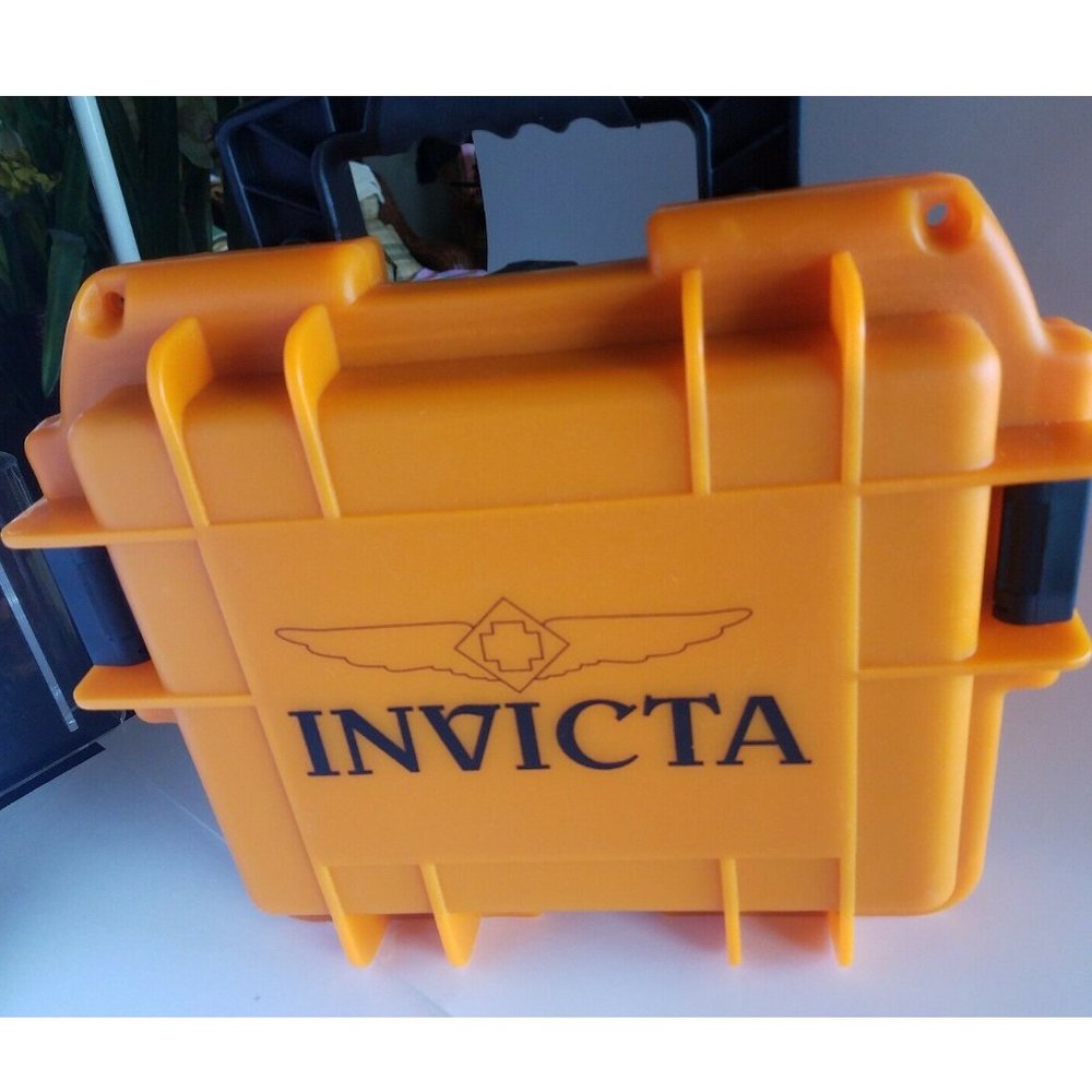 Invicta 3 watch Slot Orange Hard plastic Dive Case Brand New for Collectors